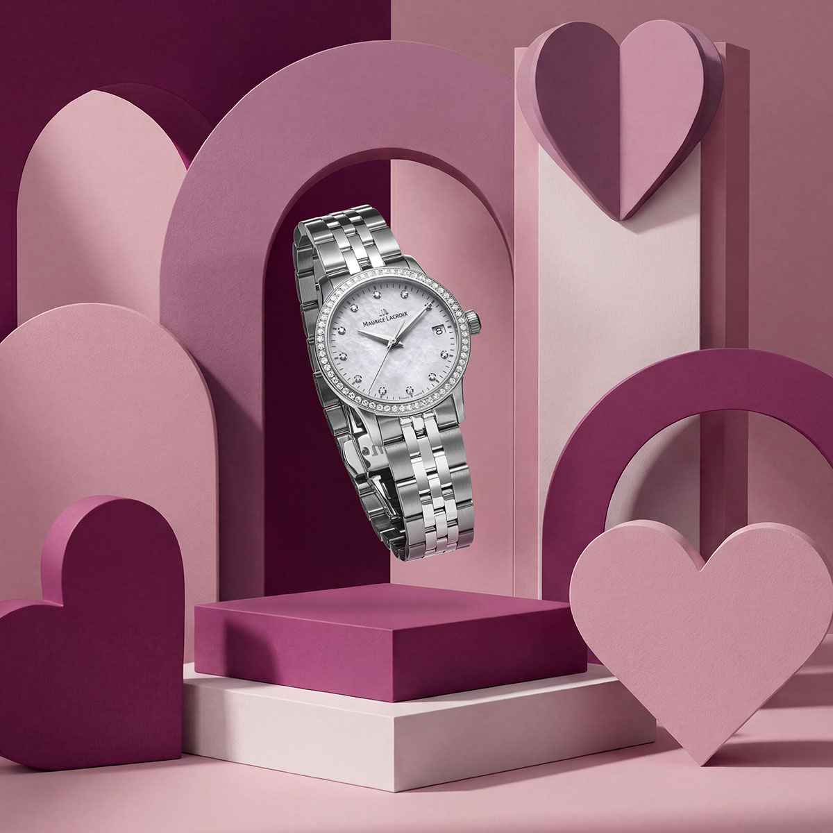 News - 1975 Quartz 33mm